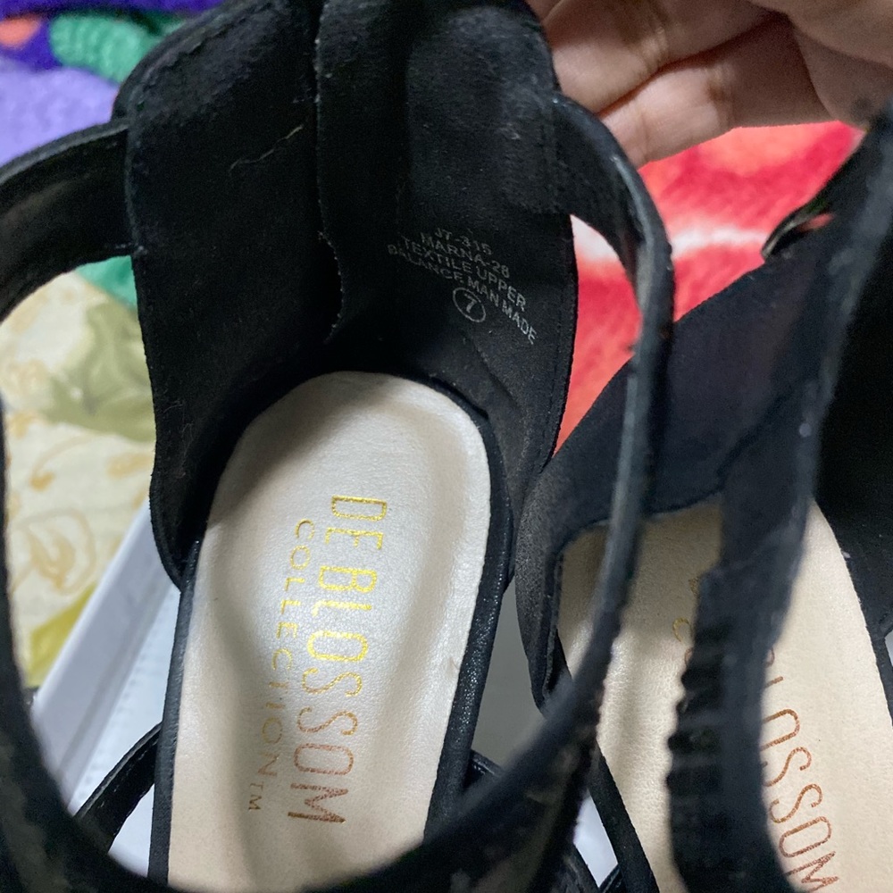 Heels - Picture 13 of 14